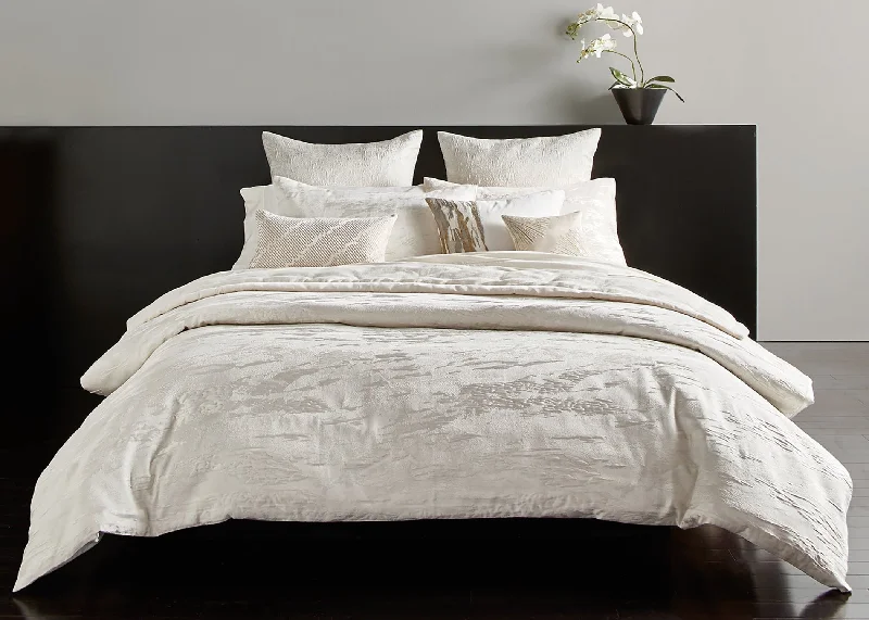 Machine - washable duvet covers for hassle - free cleaningDonna Karan "Seduction" Duvet Cover and Pillowcase Machine - washable duvet covers for hassle - free cleaningDonna Karan "Seduction" Duvet Cover and Pillowcase