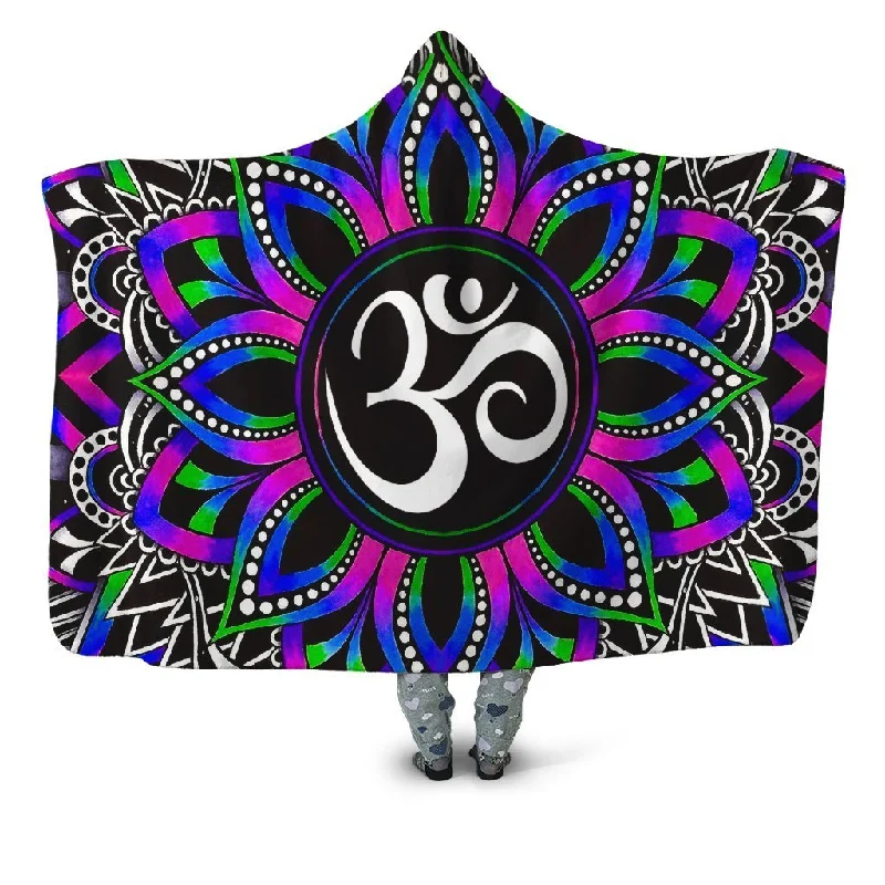 Wool blankets with natural warmth and insulationDreamy Ohm Hooded Blanket