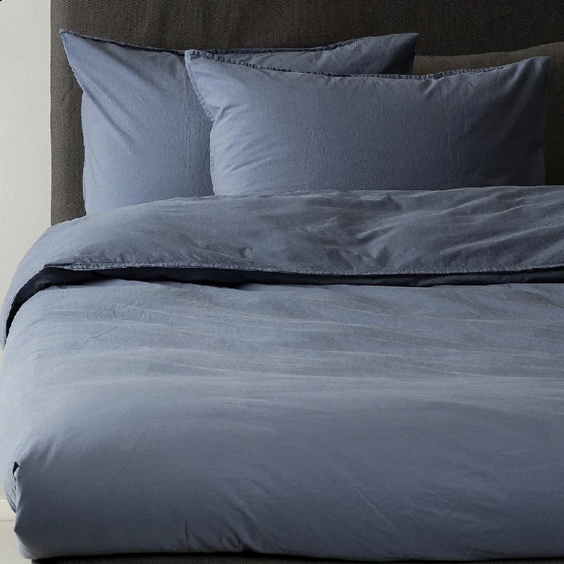 Striped duvet covers with bold or subtle stripes for a classic or nautical feelDuvet Cover 600TC Heavenly - Flintstone Striped duvet covers with bold or subtle stripes for a classic or nautical feelDuvet Cover 600TC Heavenly - Flintstone