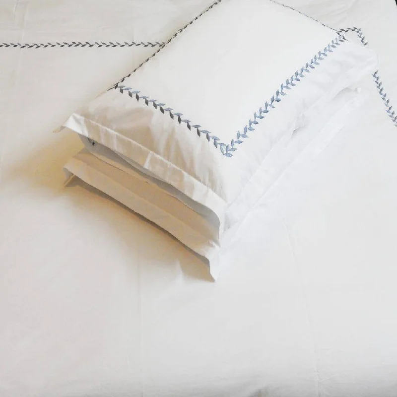 Stain - resistant duvet covers for easy maintenanceDuvet Cover Embroidered - Fern