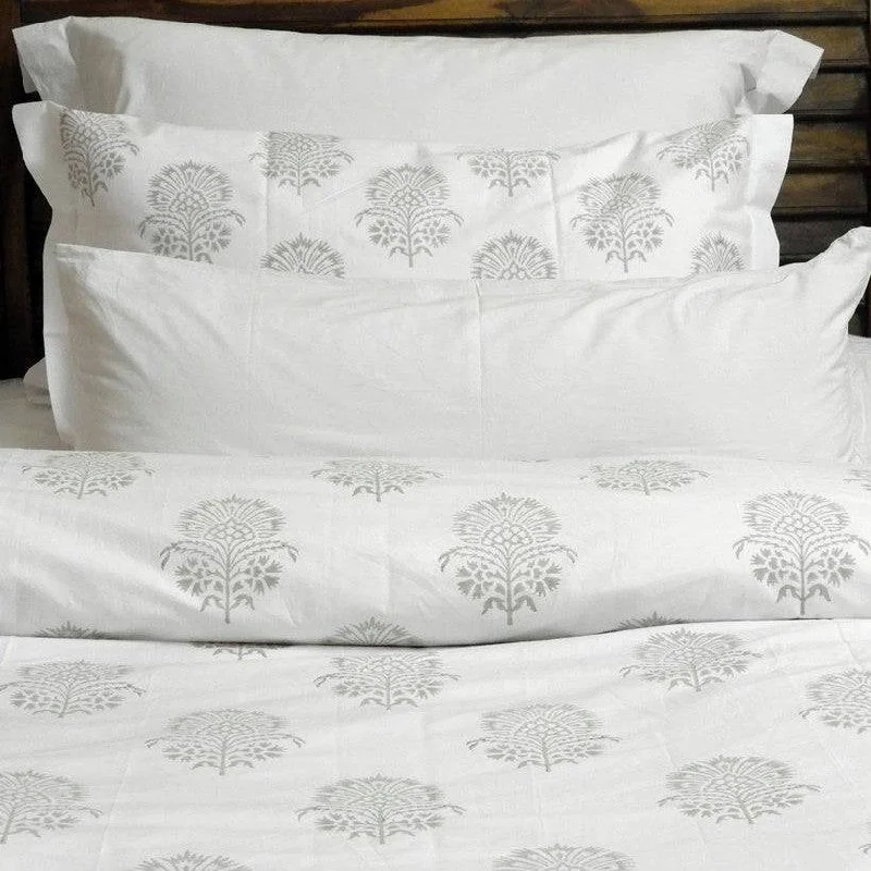 Duvet covers to match a specific bedroom color schemeDuvet Cover Hand Block Printed- Hibiscus Duvet covers to match a specific bedroom color schemeDuvet Cover Hand Block Printed- Hibiscus