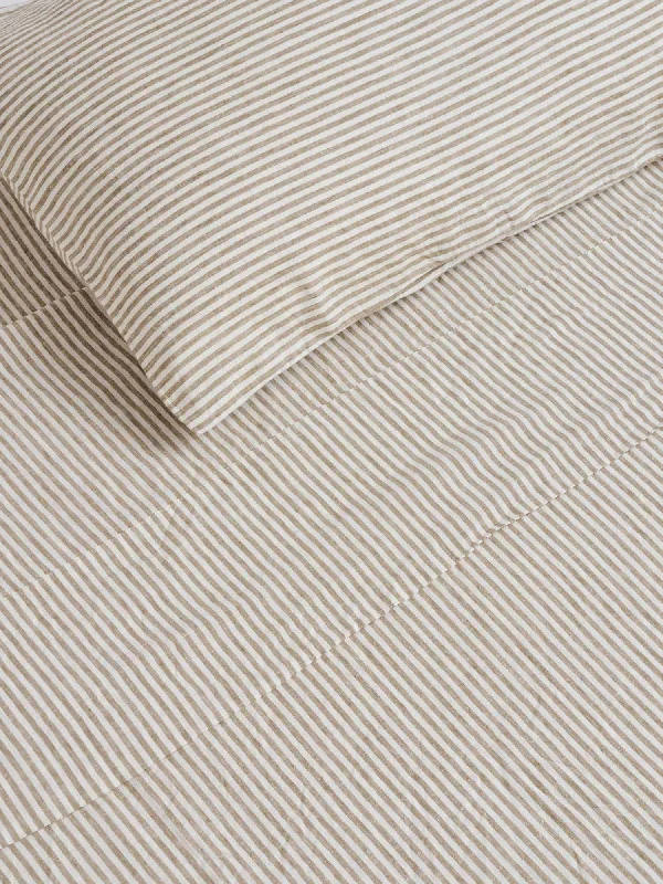 Microfiber duvet covers that are affordable and easy to care for100% Linen Duvet Cover in Olive Stripes Microfiber duvet covers that are affordable and easy to care for100% Linen Duvet Cover in Olive Stripes