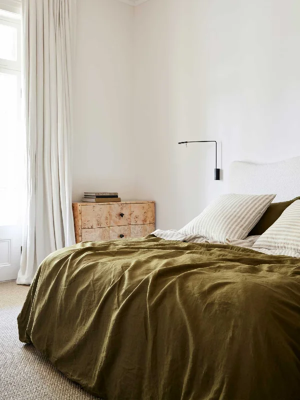 Mid - priced duvet covers with a good balance of quality and cost100% Linen Duvet Cover in Olive Mid - priced duvet covers with a good balance of quality and cost100% Linen Duvet Cover in Olive