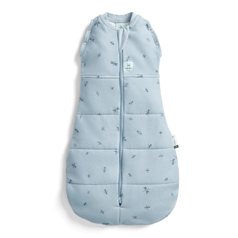Recycled polyester blankets for an eco - conscious optionergoPouch Cocoon Swaddle Bag 2.5 TOG - Dragonflies Recycled polyester blankets for an eco - conscious optionergoPouch Cocoon Swaddle Bag 2.5 TOG - Dragonflies