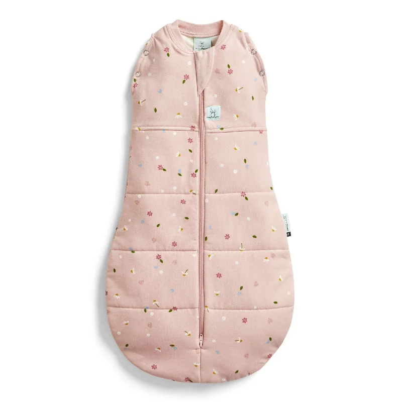 King - size blankets to cover large beds comfortablyergoPouch Cocoon Swaddle Bag 3.5 TOG - Daisies King - size blankets to cover large beds comfortablyergoPouch Cocoon Swaddle Bag 3.5 TOG - Daisies