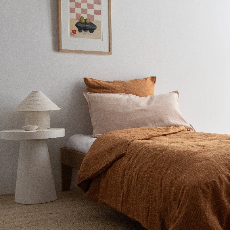 Egyptian cotton duvet covers for a luxurious and soft feelEuropean Linen Duvet Set - Toffee Pinstripe, King Single Egyptian cotton duvet covers for a luxurious and soft feelEuropean Linen Duvet Set - Toffee Pinstripe, King Single