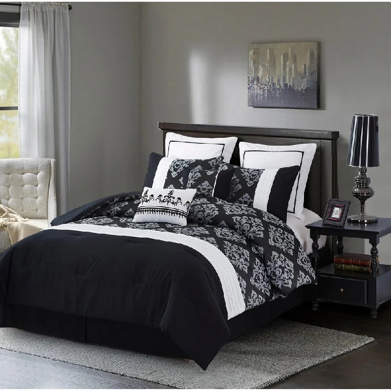 Latex - filled comforters with a bouncy texture and good supportFashion Street Alexandria 8-piece Comforter Set Latex - filled comforters with a bouncy texture and good supportFashion Street Alexandria 8-piece Comforter Set