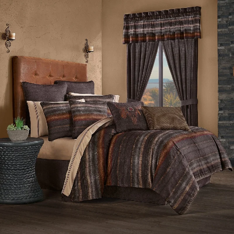 Latex - filled comforters with a bouncy texture and good supportFive Queens Court Medina Comforter Set Latex - filled comforters with a bouncy texture and good supportFive Queens Court Medina Comforter Set