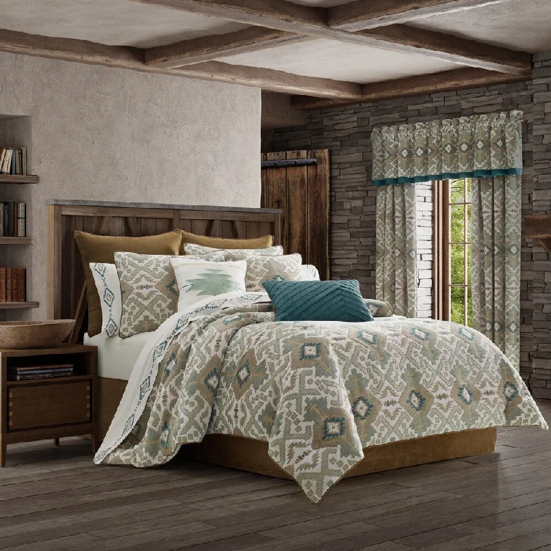 Silk - filled comforters for a luxurious and smooth touchFive Queens Court Plainview Southwest Comforter Set Silk - filled comforters for a luxurious and smooth touchFive Queens Court Plainview Southwest Comforter Set