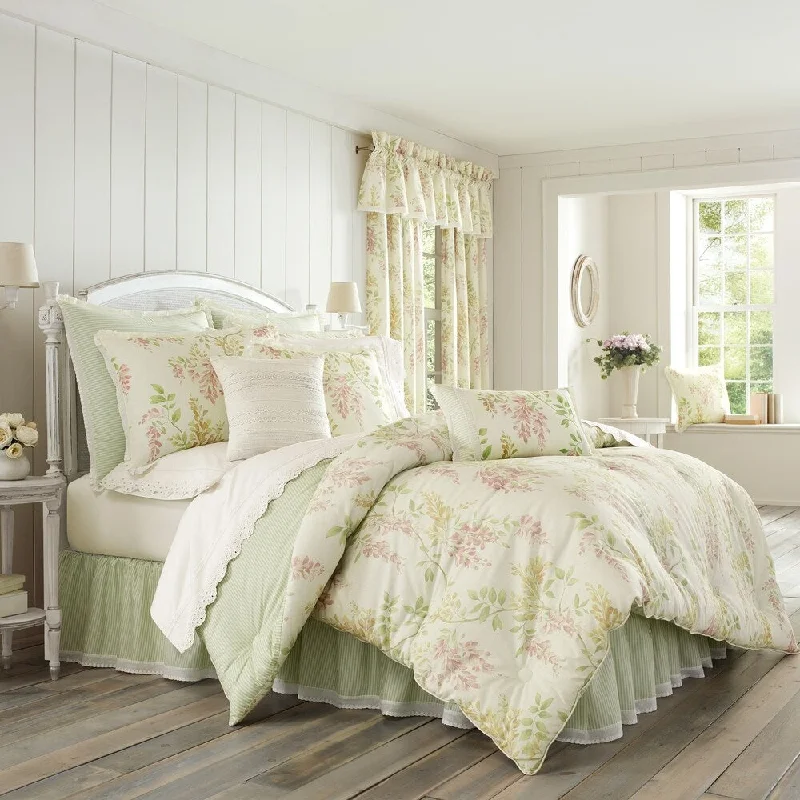 Duck down comforters with a softer feel and good warmth retentionFive Queens Court Weatherly Floral 100% Cotton 4 Piece Comforter Set