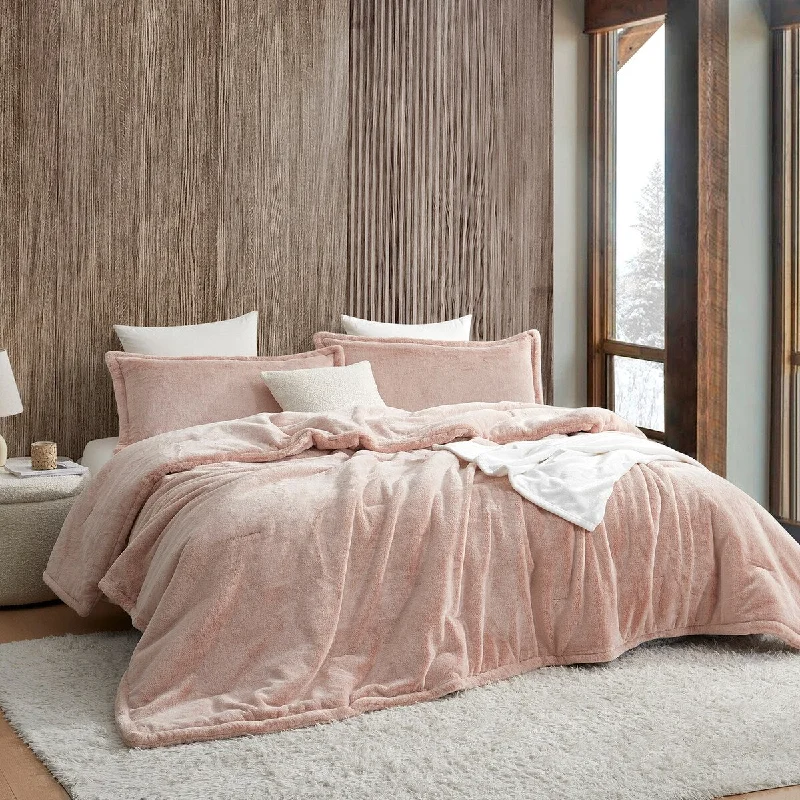 Silk - filled comforters for a luxurious and smooth touchFrosted Cupcakes - Coma Inducer® Oversized Comforter Set - Pink Velvet Silk - filled comforters for a luxurious and smooth touchFrosted Cupcakes - Coma Inducer® Oversized Comforter Set - Pink Velvet