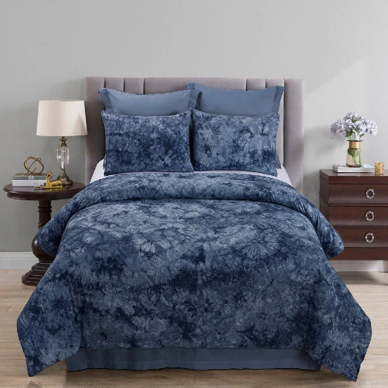 Silk - filled comforters for a luxurious and smooth touchGranada Comforter Set from Your Lifestyle by Donna Sharp Silk - filled comforters for a luxurious and smooth touchGranada Comforter Set from Your Lifestyle by Donna Sharp
