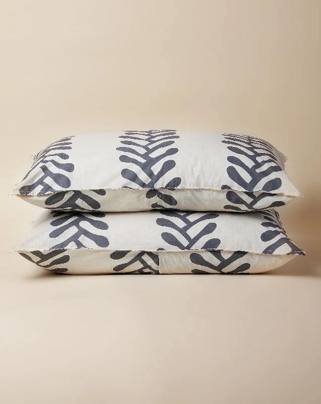 Linen duvet covers with a natural texture and breathabilityGrey Vines Heather Pillow Sham Set Linen duvet covers with a natural texture and breathabilityGrey Vines Heather Pillow Sham Set