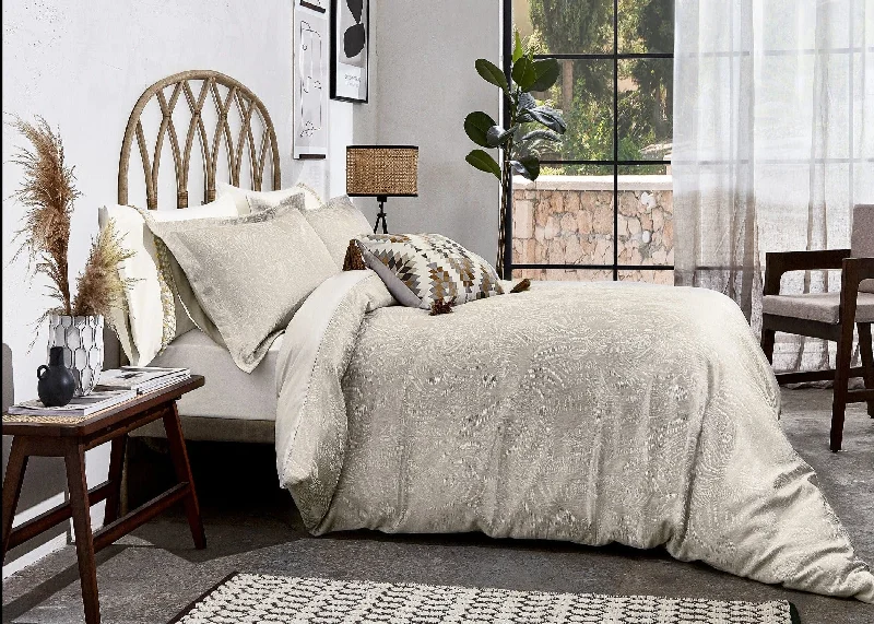 California king - size duvet covers for the extra - long and wide California king bedsHarlequin "Nirmala" Duvet Cover and Pillowcase California king - size duvet covers for the extra - long and wide California king bedsHarlequin "Nirmala" Duvet Cover and Pillowcase