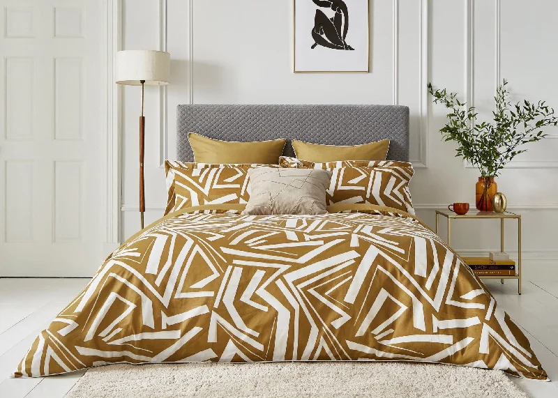 High - end luxury duvet covers for a top - tier sleep experienceHarlequin "Transverse" Duvet Cover and Pillowcase