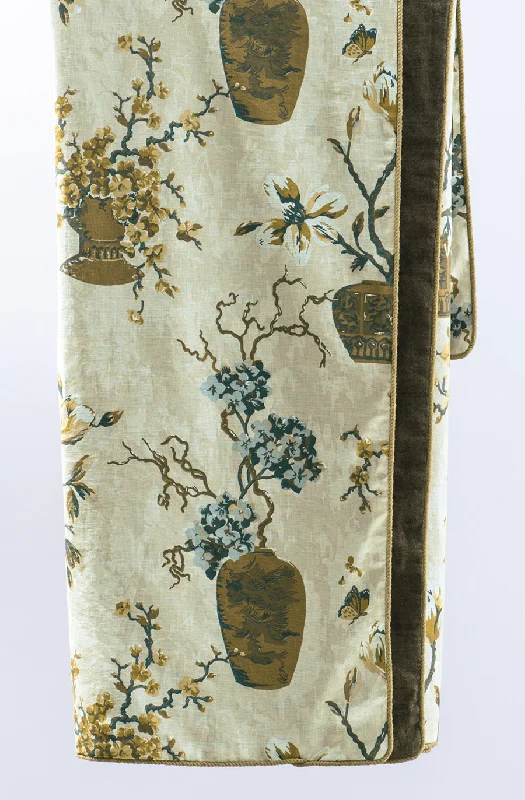 Chenille blankets with a thick and fuzzy textureikebana sand throw