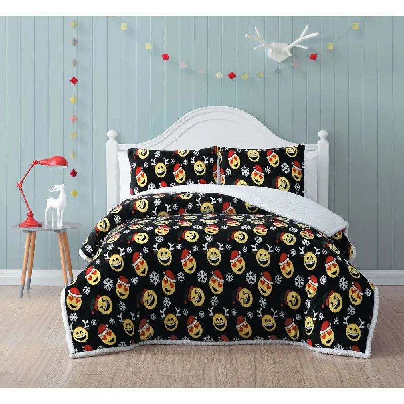 Full - size comforters suitable for full - sized beds in guest rooms or small bedroomsJolly Emoji Sherpa Comforter Set Full - size comforters suitable for full - sized beds in guest rooms or small bedroomsJolly Emoji Sherpa Comforter Set