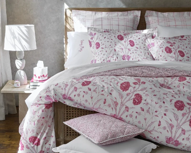 Affordable duvet covers for those on a tight budgetKhilana Schumacher Collection | Duvet Cover Affordable duvet covers for those on a tight budgetKhilana Schumacher Collection | Duvet Cover