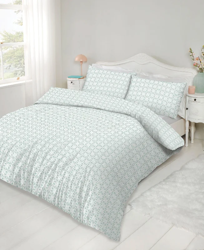 Queen - size duvet covers for standard queen - sized mattressesLewis's Aspen Duvet Set - Sage Green Queen - size duvet covers for standard queen - sized mattressesLewis's Aspen Duvet Set - Sage Green