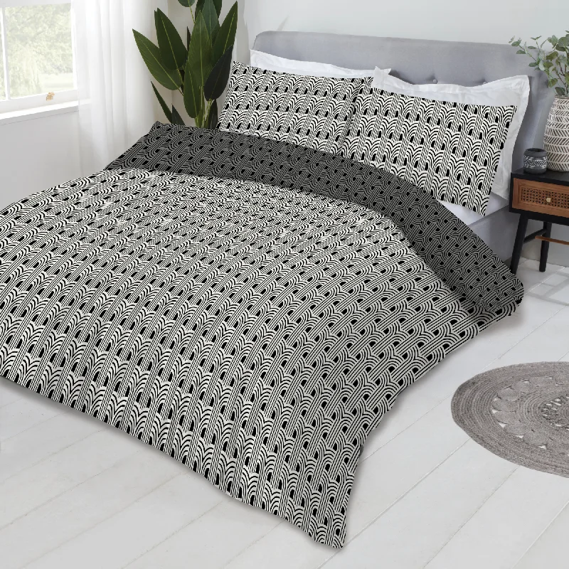 Silk duvet covers for a smooth and elegant touchLewis's Jensen Duvet Set - Black