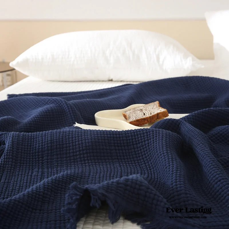 Silk blankets with a smooth and elegant touchLight Weight Cotton Blanket / Blue