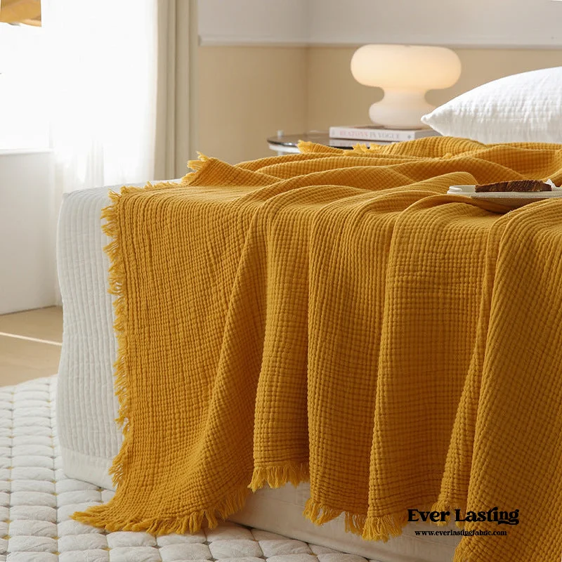 Linen blankets with a rustic and textured lookLight Weight Cotton Blanket / Yellow