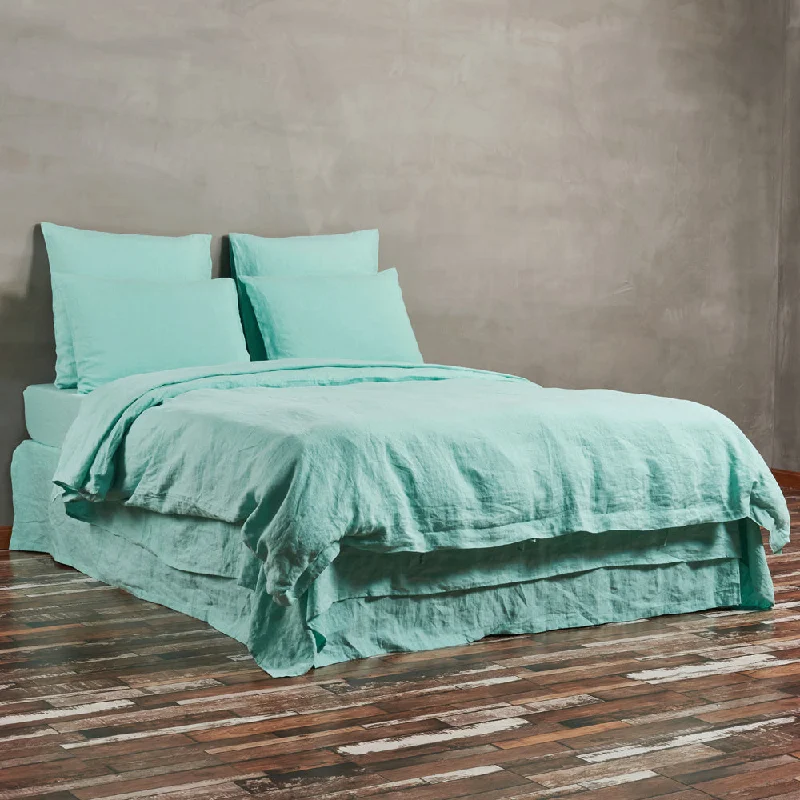 Paisley - printed duvet covers for an exotic and elegant appearanceLinen Duvet Cover Aqua Green Paisley - printed duvet covers for an exotic and elegant appearanceLinen Duvet Cover Aqua Green