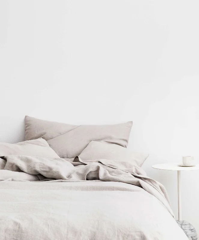 Boho - style duvet covers with vibrant colors and ethnic patternsLinen Duvet Cover Set - Smoke Gray Boho - style duvet covers with vibrant colors and ethnic patternsLinen Duvet Cover Set - Smoke Gray