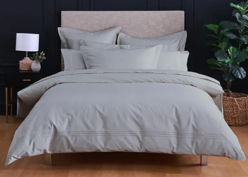 Guest - room duvet covers to make visitors feel welcome and comfortableLinen Obsession "Triple Line" 500 Thread Count Egyptian Cotton Sateen Bed Linen in Silver Guest - room duvet covers to make visitors feel welcome and comfortableLinen Obsession "Triple Line" 500 Thread Count Egyptian Cotton Sateen Bed Linen in Silver
