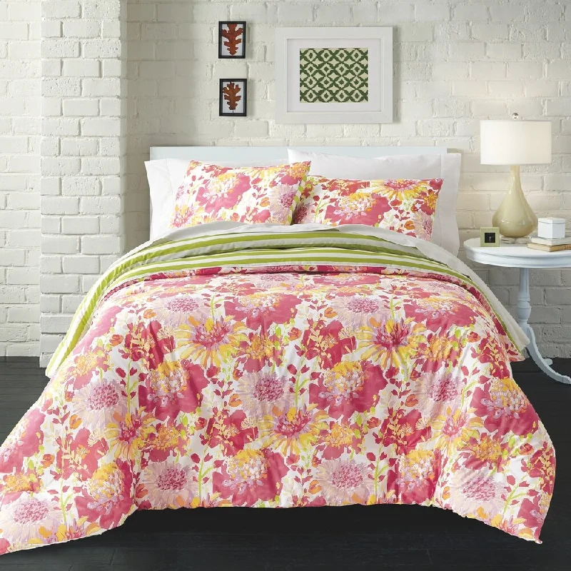King - size comforters to fit large king - sized beds perfectlyLoft Style Georgia Garden Cotton 3-piece Comforter Set King - size comforters to fit large king - sized beds perfectlyLoft Style Georgia Garden Cotton 3-piece Comforter Set