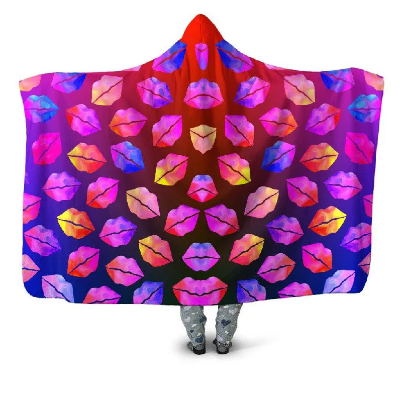 Alpaca wool blankets for a hypoallergenic and warm optionLove Lips Hooded Blanket