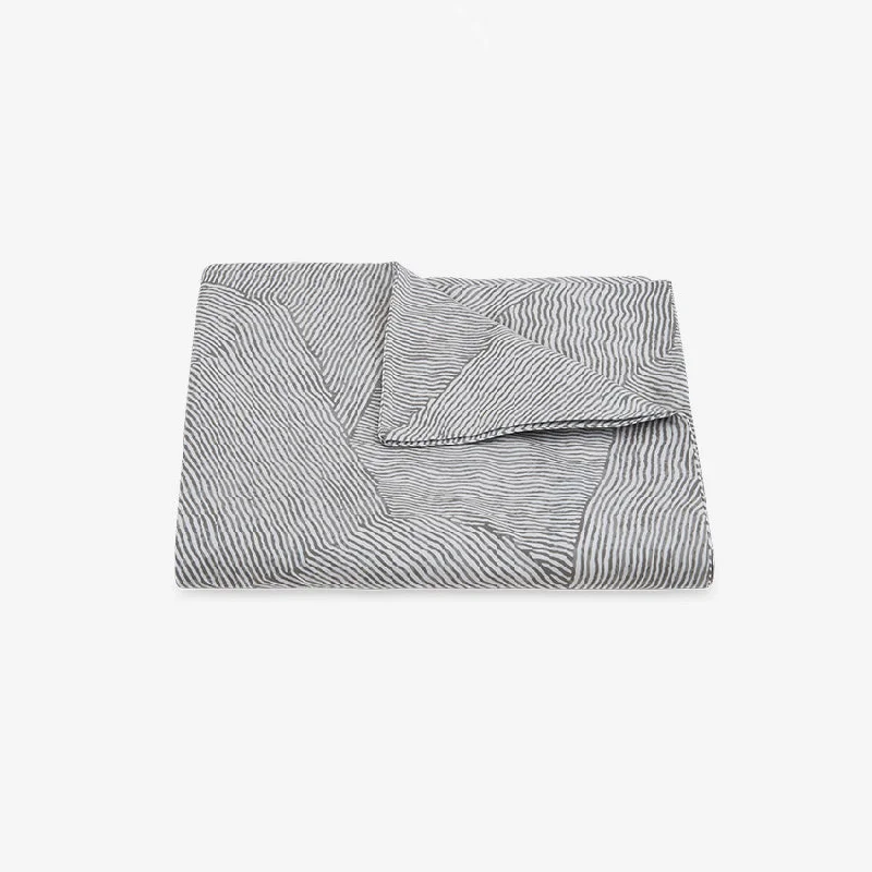 Moisture - wicking duvet covers to prevent night sweatsMatouk | MSC002 Burnett Duvet Covers Moisture - wicking duvet covers to prevent night sweatsMatouk | MSC002 Burnett Duvet Covers
