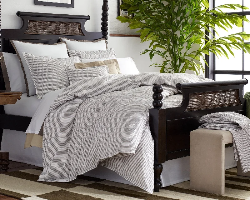 Bamboo - derived duvet covers with antibacterial and moisture - wicking propertiesMatteo | Duvet Cover Bamboo - derived duvet covers with antibacterial and moisture - wicking propertiesMatteo | Duvet Cover
