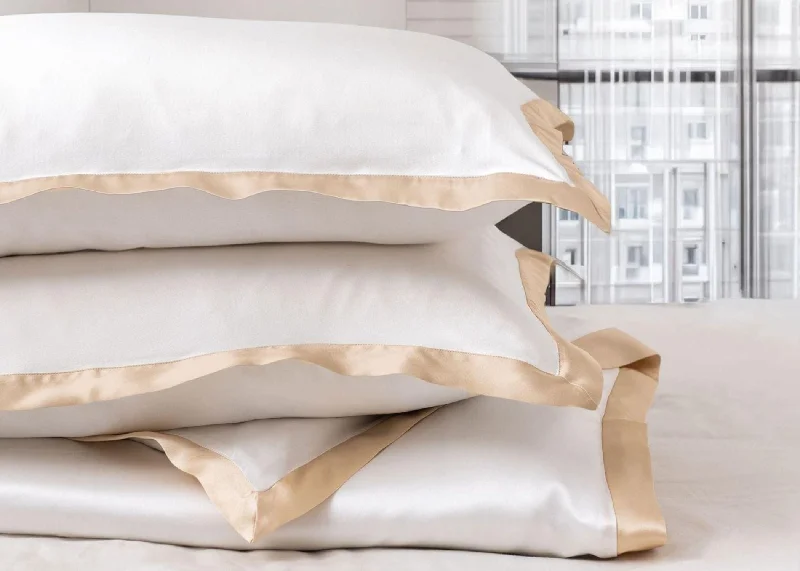 Hypoallergenic duvet covers for allergy - prone individualsMayfairsilk "Mulberry Silk" Bed Linen in White w/ Champagne Border Hypoallergenic duvet covers for allergy - prone individualsMayfairsilk "Mulberry Silk" Bed Linen in White w/ Champagne Border