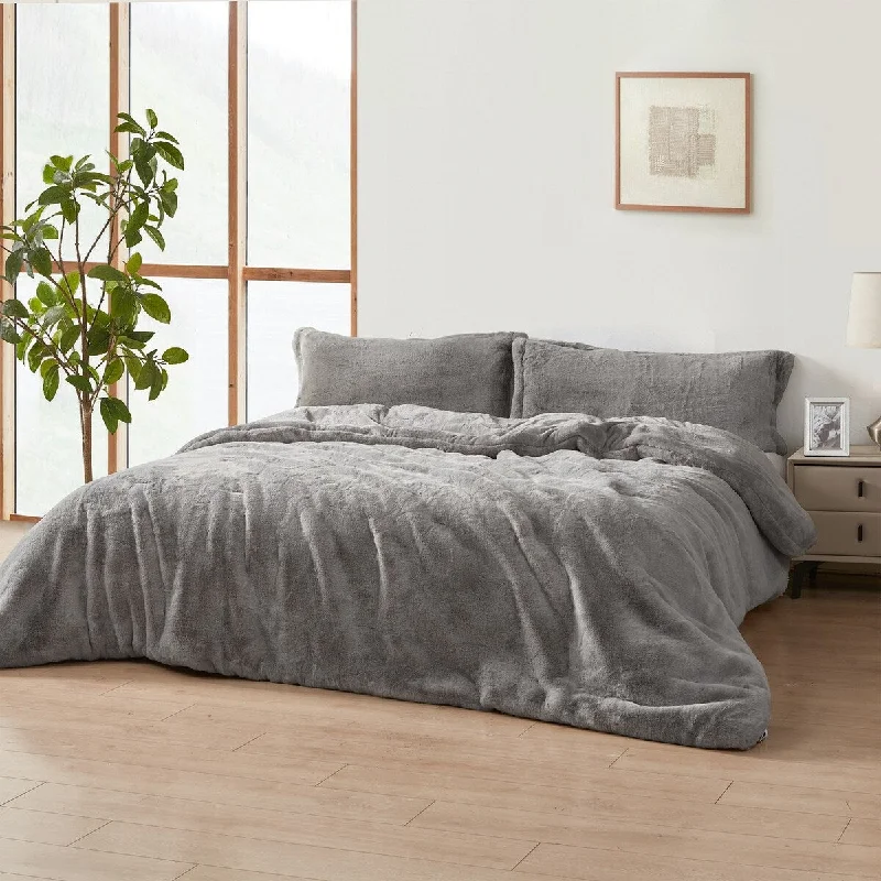 King - size comforters to fit large king - sized beds perfectlyMelange Chunky Bunny - Coma Inducer® Oversized Comforter Set - Silver Rabbit King - size comforters to fit large king - sized beds perfectlyMelange Chunky Bunny - Coma Inducer® Oversized Comforter Set - Silver Rabbit