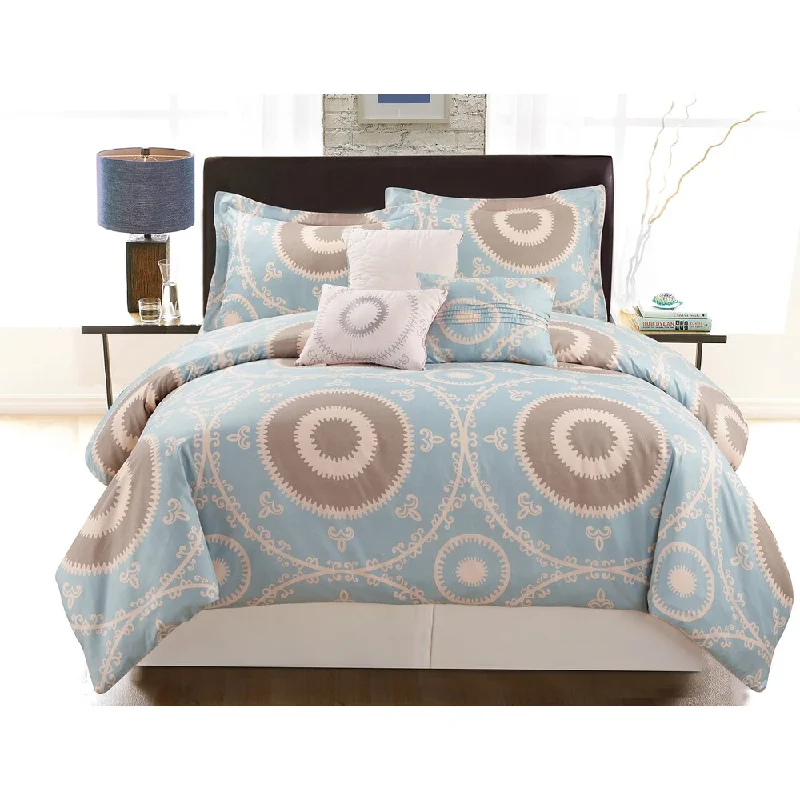 Full - size comforters suitable for full - sized beds in guest rooms or small bedroomsMika 6-Piece Vibrant Printed Comforter Set Full - size comforters suitable for full - sized beds in guest rooms or small bedroomsMika 6-Piece Vibrant Printed Comforter Set