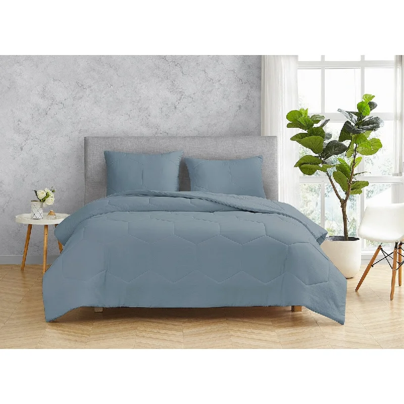 Cotton - filled comforters for a breathable and natural sleep experienceModern Honeycomb 3 Piece Comforter Set Cotton - filled comforters for a breathable and natural sleep experienceModern Honeycomb 3 Piece Comforter Set