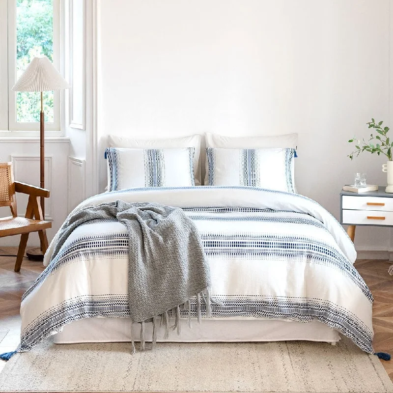 King - size comforters to fit large king - sized beds perfectlyModern Style Super Soft 3 PC Comforter Bedding Set with Tassels King - size comforters to fit large king - sized beds perfectlyModern Style Super Soft 3 PC Comforter Bedding Set with Tassels