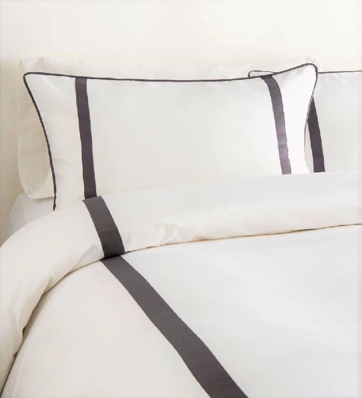 Floral - printed duvet covers for a romantic and feminine touchMontague & Capulet 400TC Duvet Floral - printed duvet covers for a romantic and feminine touchMontague & Capulet 400TC Duvet