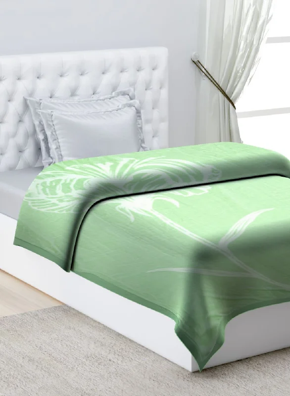 Acrylic blankets for a soft and affordable alternativePrinted Mink Single Blanket for Mild Winter - 2 Ply Acrylic blankets for a soft and affordable alternativePrinted Mink Single Blanket for Mild Winter - 2 Ply