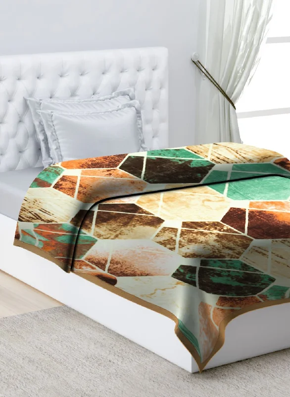 Recycled polyester blankets for an eco - conscious optionPrinted Mink Single Blanket for Mild Winter - 2 Ply Recycled polyester blankets for an eco - conscious optionPrinted Mink Single Blanket for Mild Winter - 2 Ply