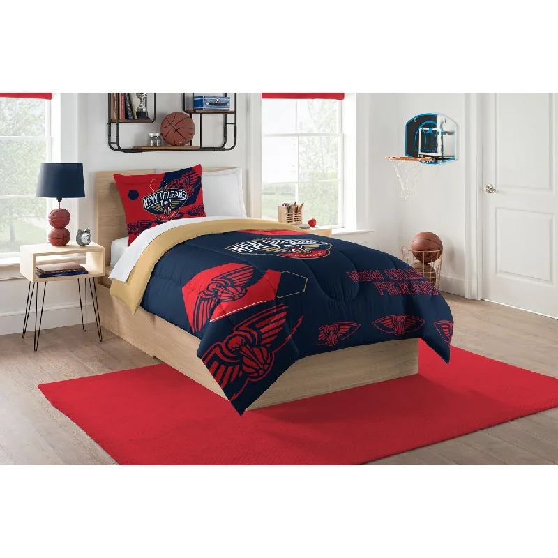 Goose down comforters known for their superior quality and insulationNBA 862 Pelicans Hexagon Twin Comforter Set Goose down comforters known for their superior quality and insulationNBA 862 Pelicans Hexagon Twin Comforter Set