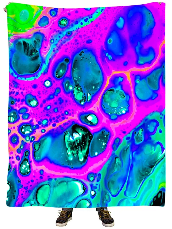 Recycled polyester blankets for an eco - conscious optionNeon Drip Plush Blanket