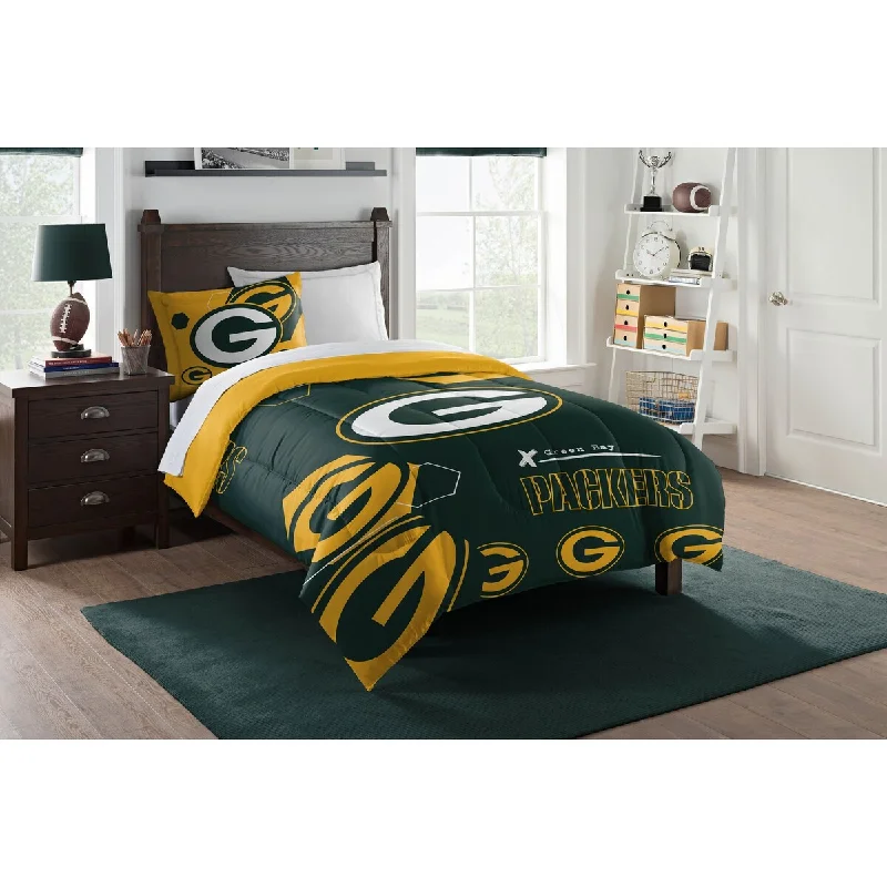 Cotton - filled comforters for a breathable and natural sleep experienceNFL 862 Packers Hexagon Twin Comforter Cotton - filled comforters for a breathable and natural sleep experienceNFL 862 Packers Hexagon Twin Comforter