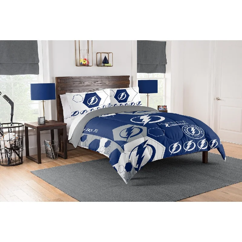 Queen - size comforters for standard queen - sized mattressesNHL 849 Lightning Hexagon F/Q Comforter Set Queen - size comforters for standard queen - sized mattressesNHL 849 Lightning Hexagon F/Q Comforter Set