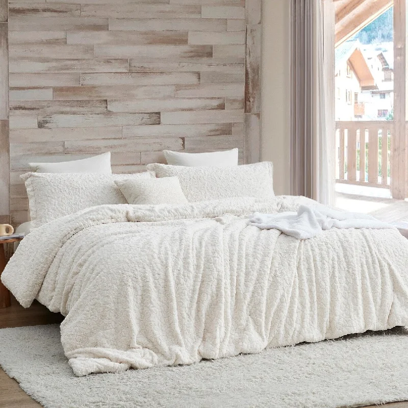 Latex - filled comforters with a bouncy texture and good supportObsessed - Coma Inducer® Oversized Comforter Set - Creamy White Latex - filled comforters with a bouncy texture and good supportObsessed - Coma Inducer® Oversized Comforter Set - Creamy White