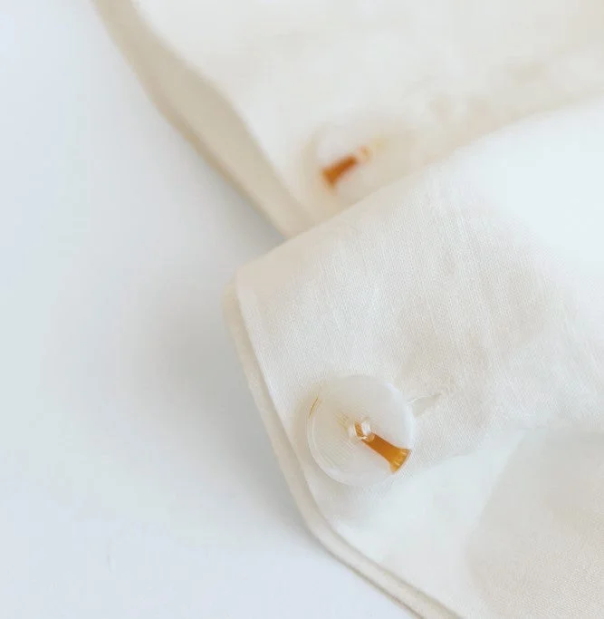 Ombre - colored duvet covers with a gradient effect for a trendy and unique styleOff White Linen Duvet Ombre - colored duvet covers with a gradient effect for a trendy and unique styleOff White Linen Duvet