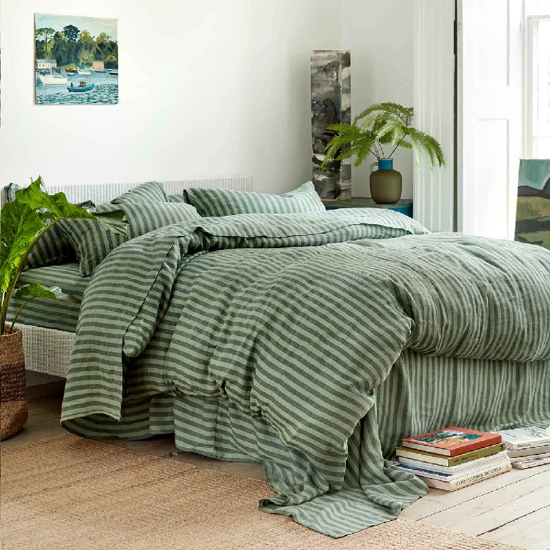 Button - closure duvet covers for a classic and secure fasteningPine Green Pembroke Stripe Linen Blend Duvet Cover Button - closure duvet covers for a classic and secure fasteningPine Green Pembroke Stripe Linen Blend Duvet Cover
