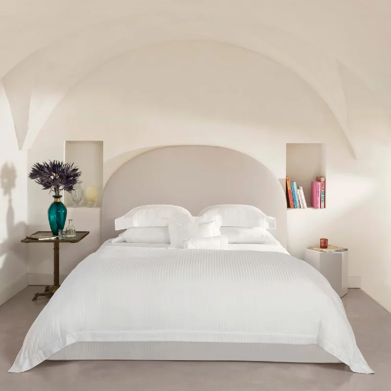 Twin XL duvet covers designed for extra - long twin beds, often used in college dormsRaso Rigato Bed Linen by Pratesi Twin XL duvet covers designed for extra - long twin beds, often used in college dormsRaso Rigato Bed Linen by Pratesi