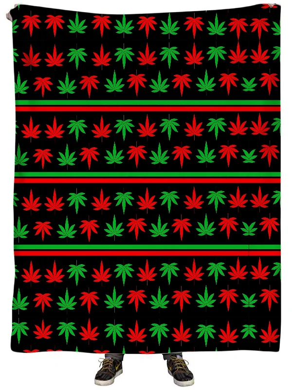 Queen - size blankets for standard - sized bedsRed And Green Festive Bud Plush Blanket Queen - size blankets for standard - sized bedsRed And Green Festive Bud Plush Blanket
